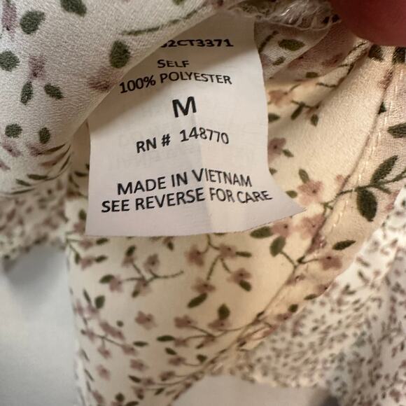 Women's Long Sleeve Floral Printed Peplum V-Neck Blouse Size Medium - Picture 3 of 4